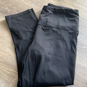 Black CAPRI LEGGING